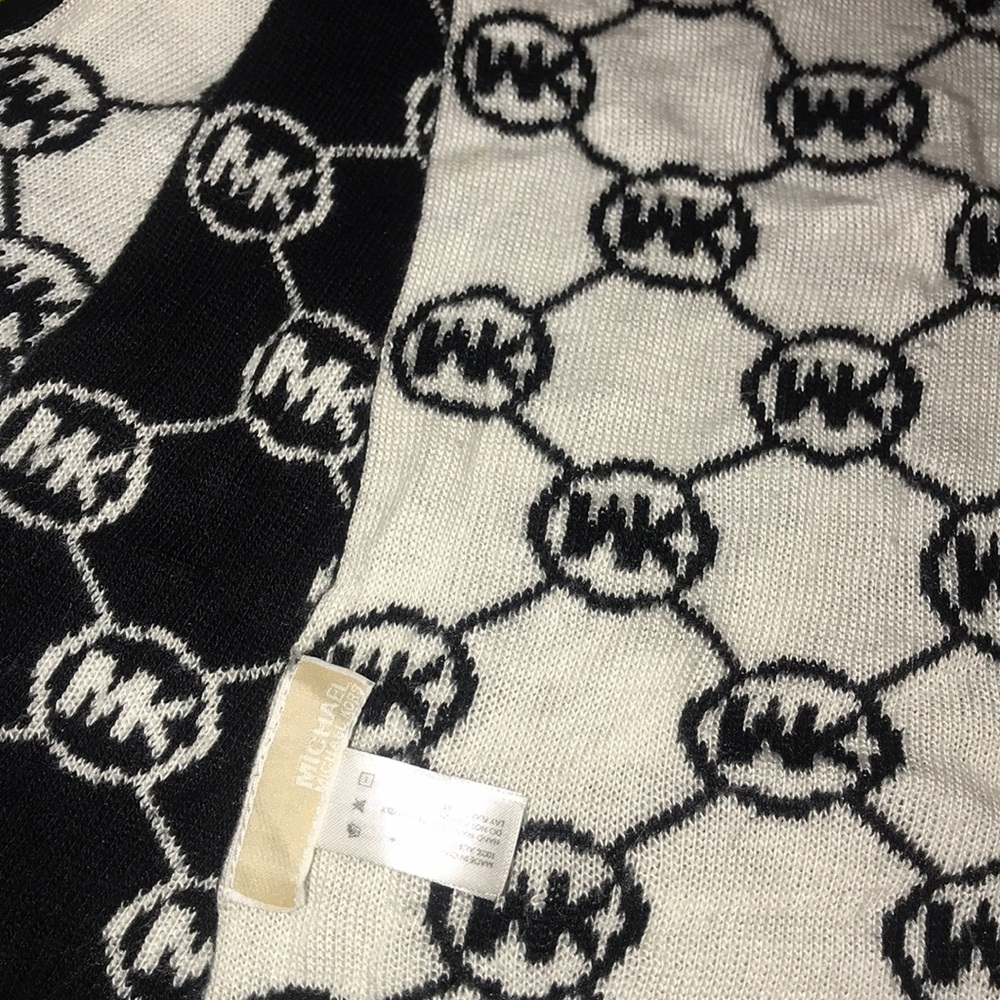 michael kors scarf